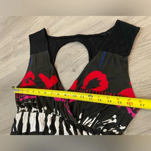 DESIGUAL Cute Abstract Striped Designer Dress. Size XL - Picture 14 of 14